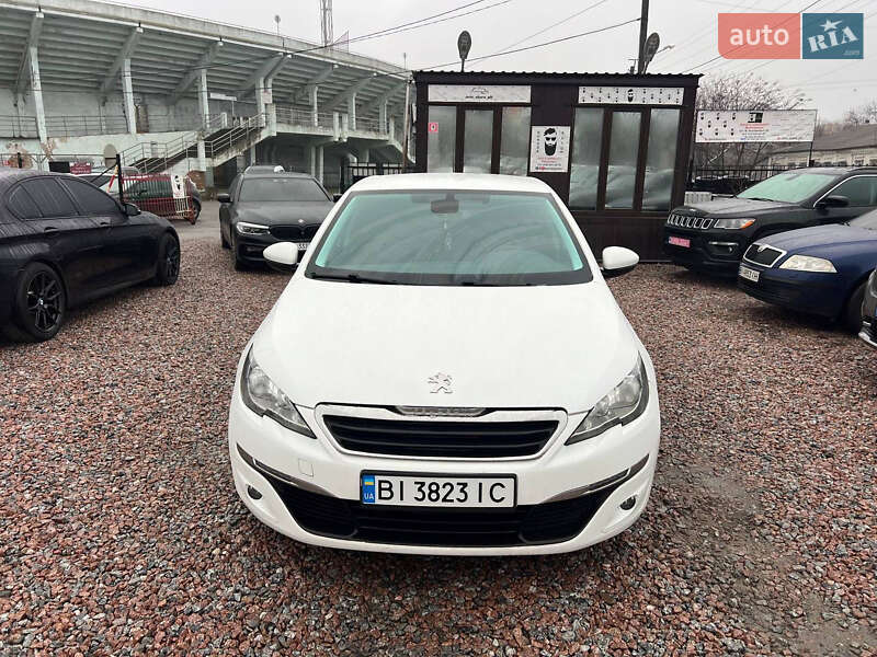 Хэтчбек Peugeot 308 2015 в Полтаве