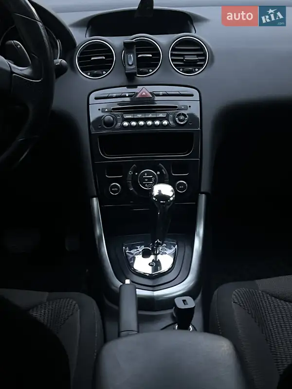 Peugeot 308 2013 VIN VF34C9HR8DS174787 фото оголошення 19 з 64