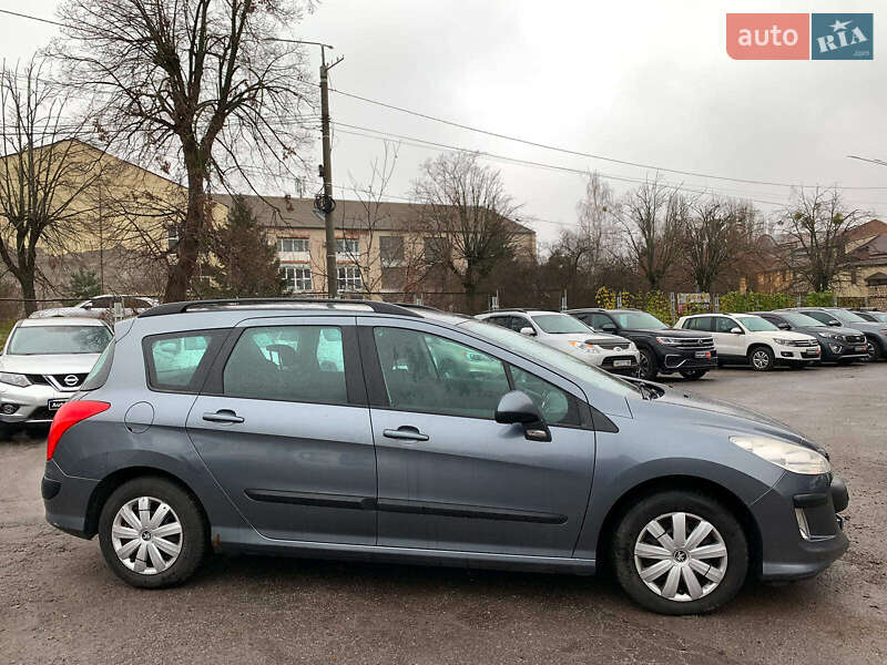 Универсал Peugeot 308 2010 в Виннице