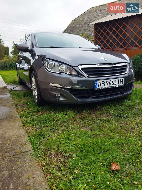 Peugeot 308 2016