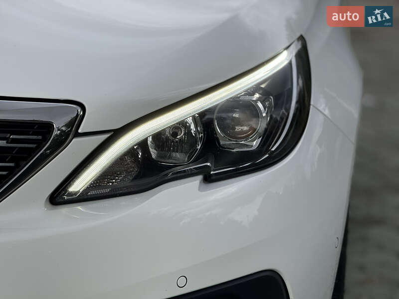 Универсал Peugeot 308 2021 в Дубно