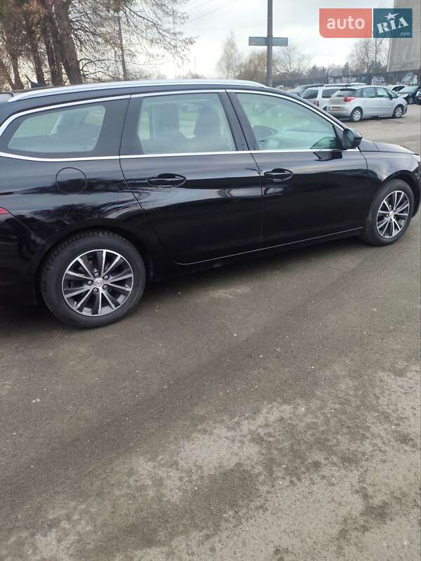 Универсал Peugeot 308 2015 в Луцке фото 17 Универсал Peugeot 308 2015 в Луцке