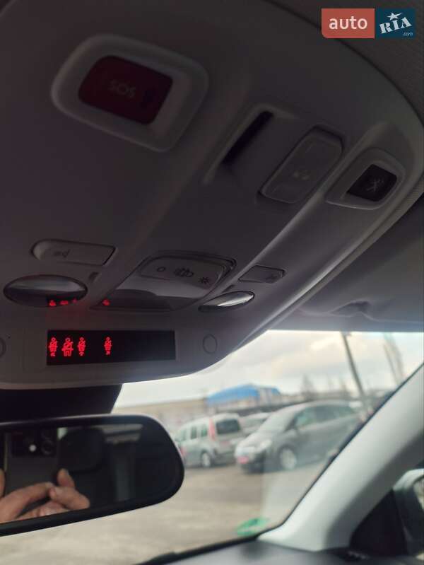 Универсал Peugeot 308 2015 в Луцке фото 56 Универсал Peugeot 308 2015 в Луцке