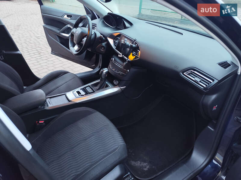 Універсал Peugeot 308 2015 в Бродах фото 19 Універсал Peugeot 308 2015 в Бродах