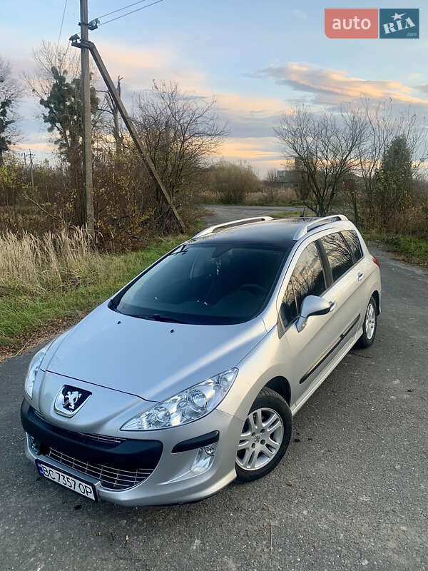 Универсал Peugeot 308 2009 в Буске