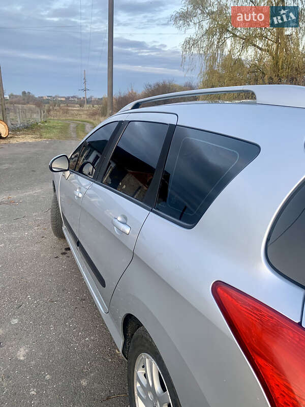 Универсал Peugeot 308 2009 в Буске