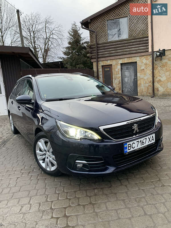 Универсал Peugeot 308 2018 в Перемышлянах