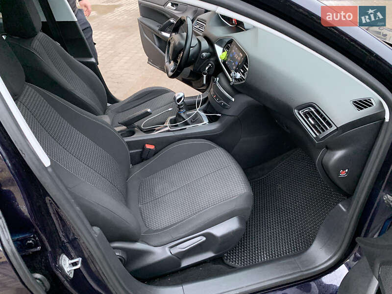 Универсал Peugeot 308 2018 в Перемышлянах