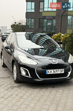 Хетчбек Peugeot 308 2013 в Києві