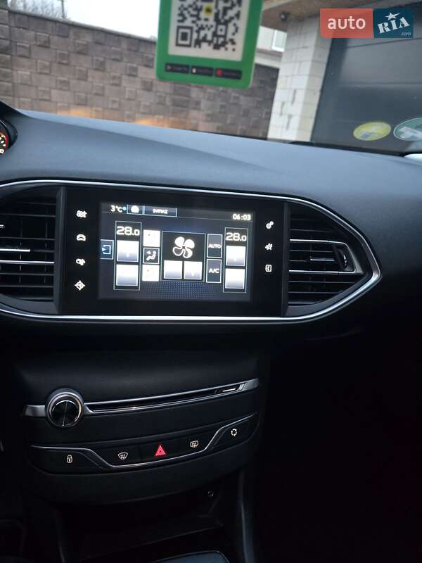 Универсал Peugeot 308 2015 в Дубно фото 19 Универсал Peugeot 308 2015 в Дубно