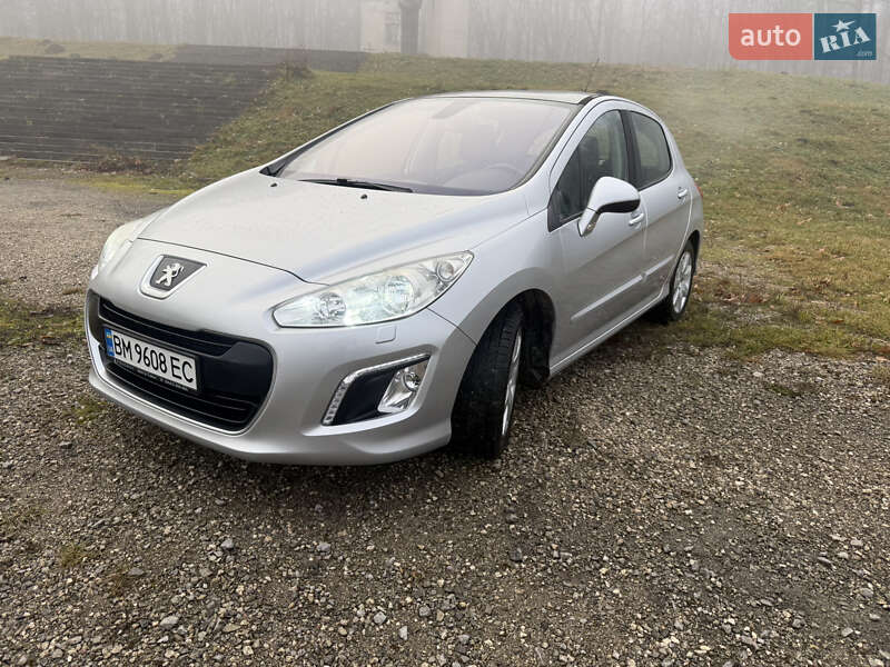 Хэтчбек Peugeot 308 2011 в Тернополе