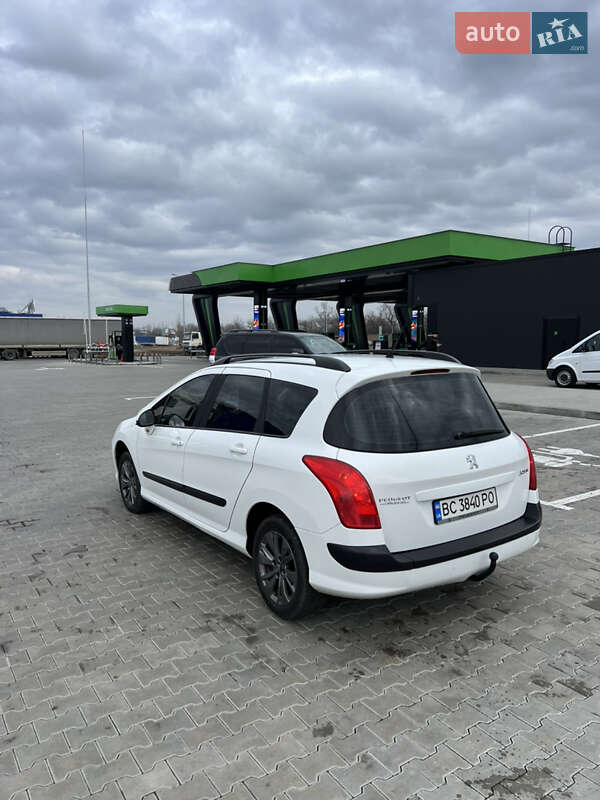 Універсал Peugeot 308 2012 в Стрию