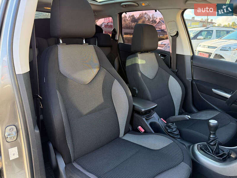 Универсал Peugeot 308 2012 в Стрые