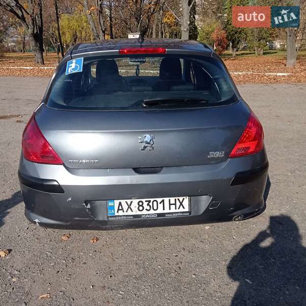 Хетчбек Peugeot 308 2010 в Чугуєві
