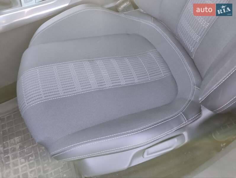 Универсал Peugeot 308 2019 в Харькове фото 10 Универсал Peugeot 308 2019 в Харькове