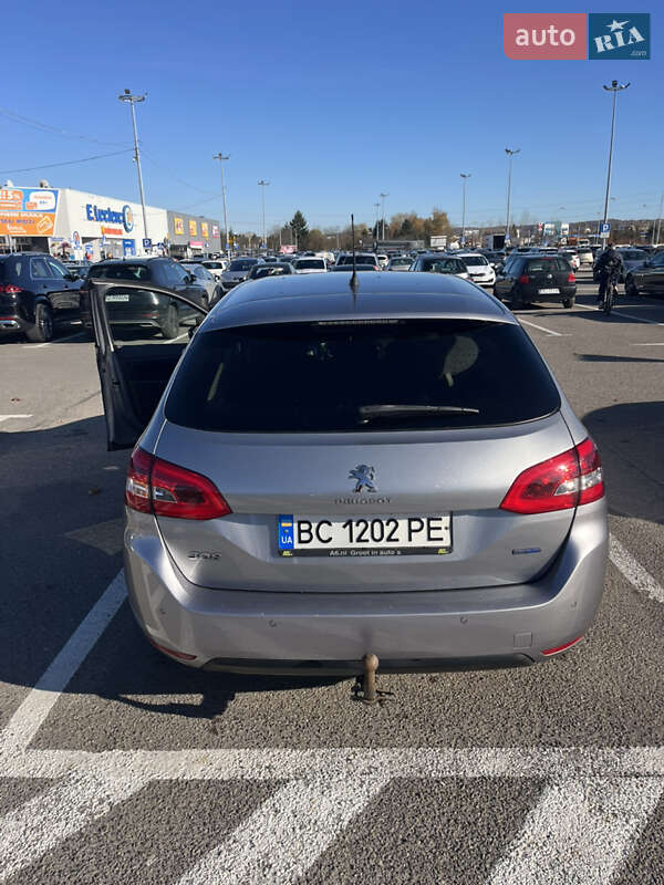 Універсал Peugeot 308 2015 в Львові