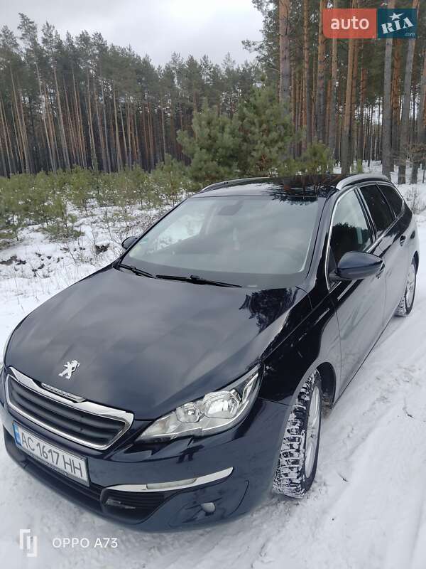 Універсал Peugeot 308 2015 в Маневичах