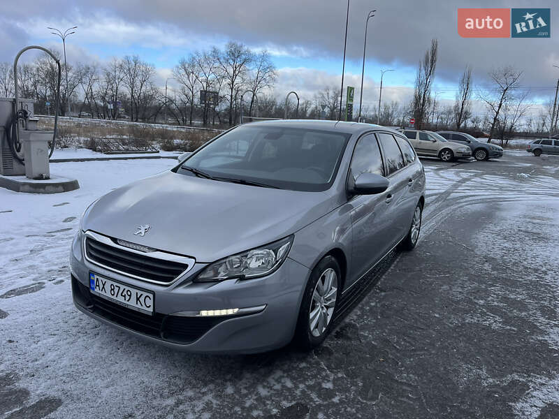 Универсал Peugeot 308 2015 в Киеве