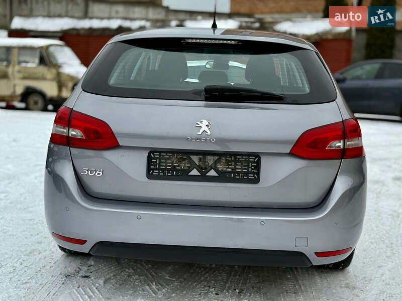 Универсал Peugeot 308 2015 в Ровно