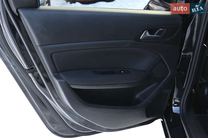 Универсал Peugeot 308 2015 в Бердичеве