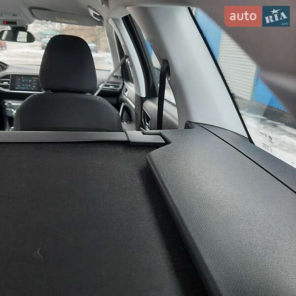 Универсал Peugeot 308 2017 в Полтаве