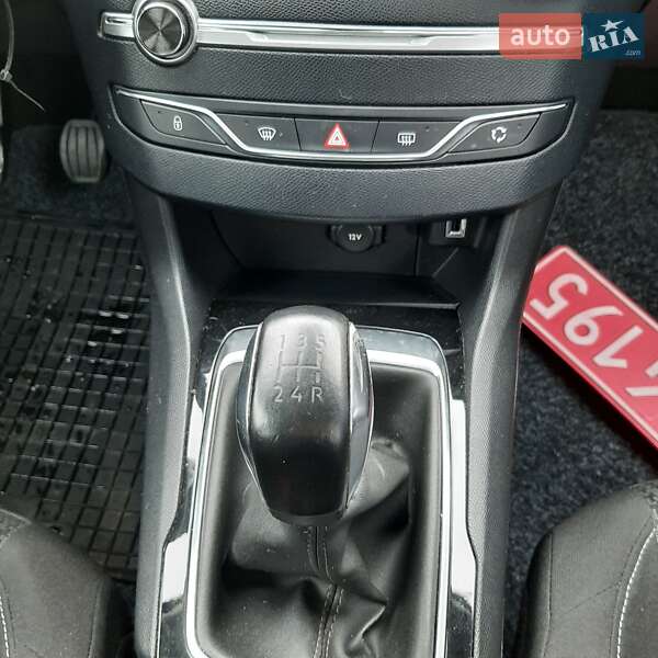 Универсал Peugeot 308 2017 в Полтаве