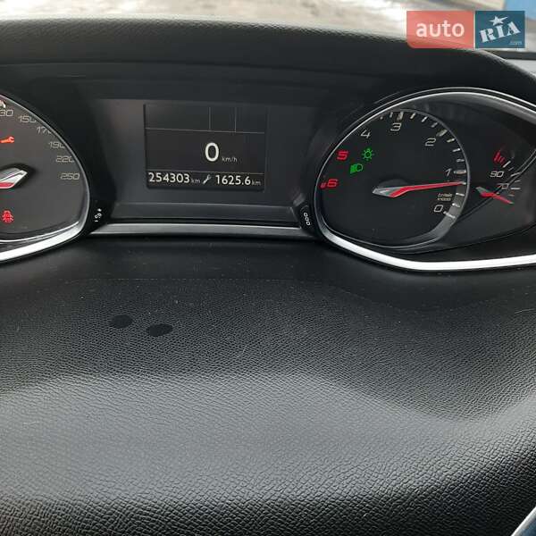 Универсал Peugeot 308 2017 в Полтаве