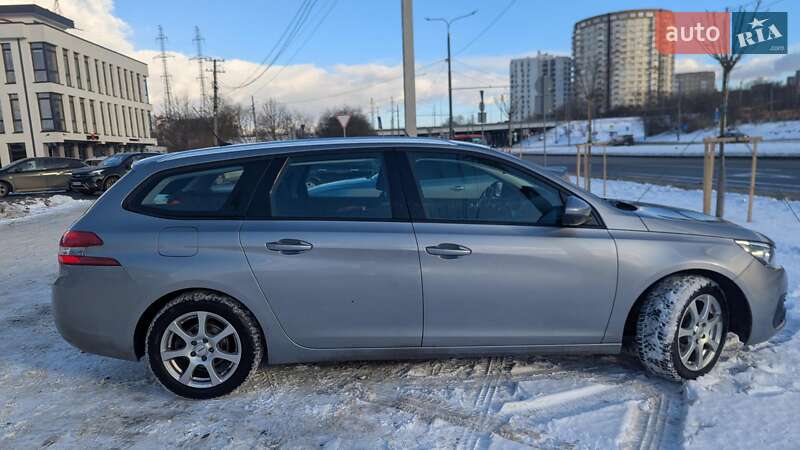 Універсал Peugeot 308 2018 в Львові