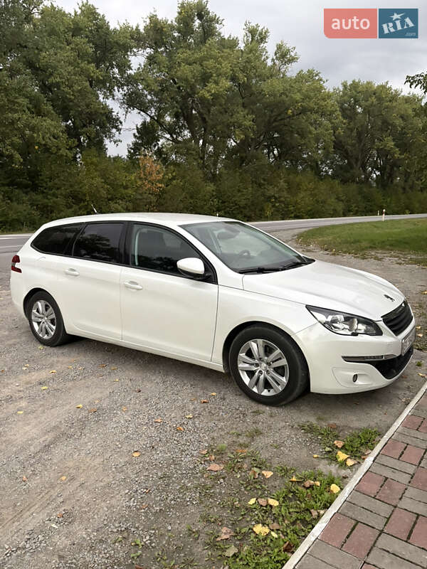 Універсал Peugeot 308 2015 в Кам'янець-Подільському
