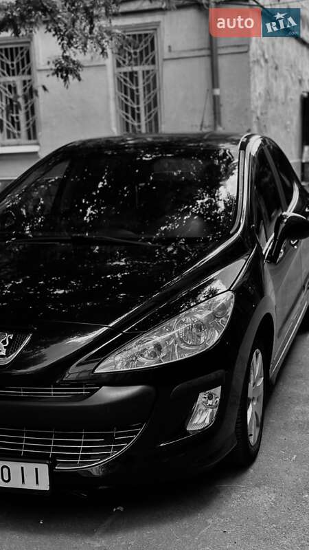 Хэтчбек Peugeot 308 2008 в Одессе