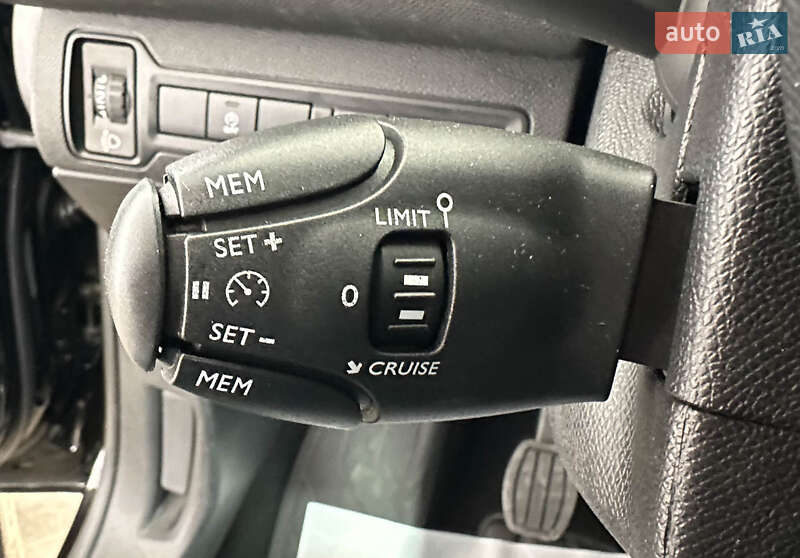 Универсал Peugeot 308 2019 в Львове