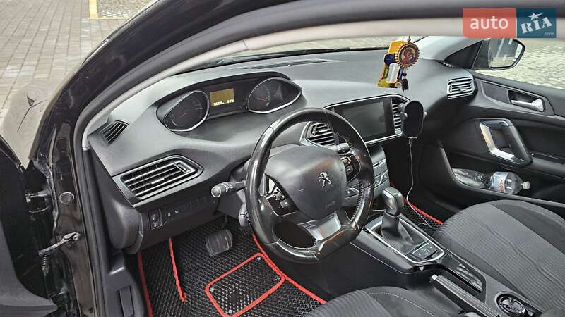 Универсал Peugeot 308 2015 в Ивано-Франковске