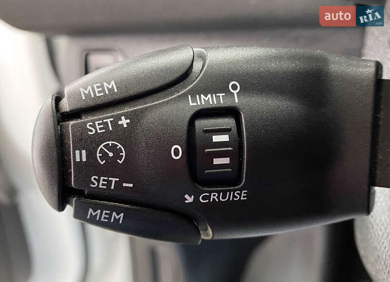 Универсал Peugeot 308 2019 в Львове фото 18 Универсал Peugeot 308 2019 в Львове