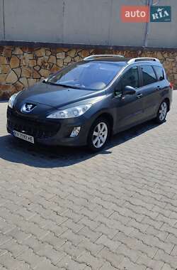 Универсал Peugeot 308 2010 в Могилев-Подольске