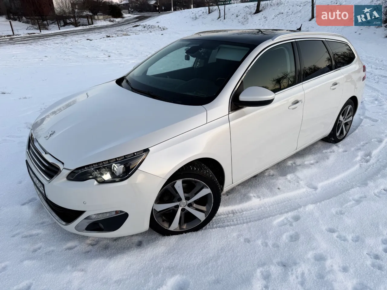 2015 Peugeot 308 - мініатюра 10
