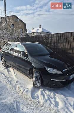 Универсал Peugeot 308 2015 в Боярке