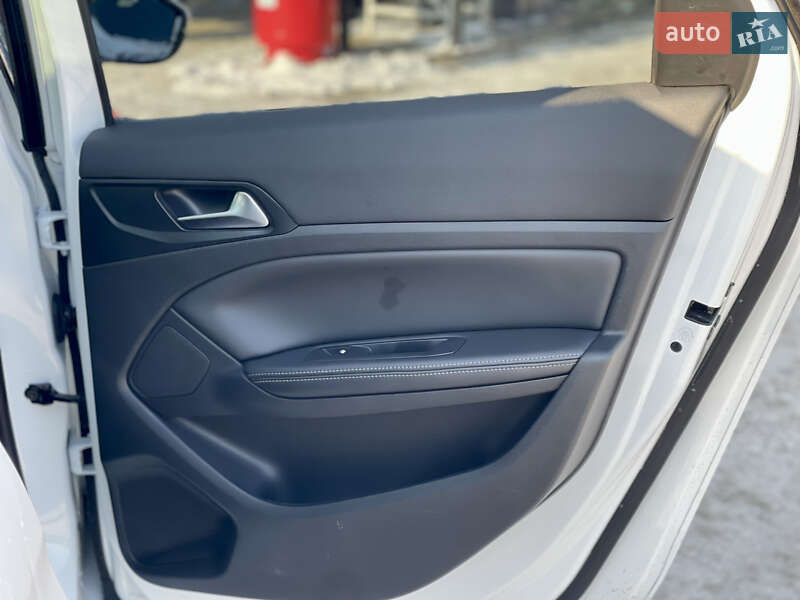 Универсал Peugeot 308 2014 в Дубно