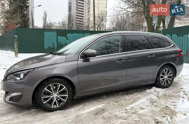 Универсал Peugeot 308 2016 в Киеве