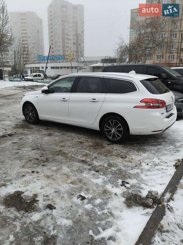 Универсал Peugeot 308 2015 в Полтаве фото 6 Универсал Peugeot 308 2015 в Полтаве