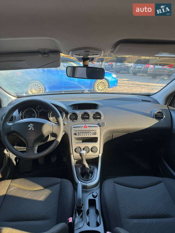 Универсал Peugeot 308 2013 в Кривом Роге