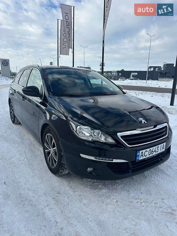 Универсал Peugeot 308 2015 в Луцке