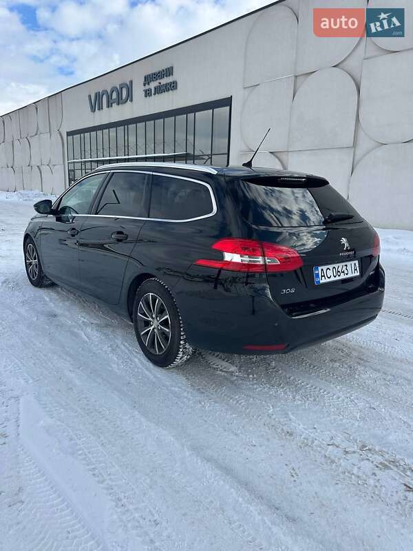 Универсал Peugeot 308 2015 в Луцке