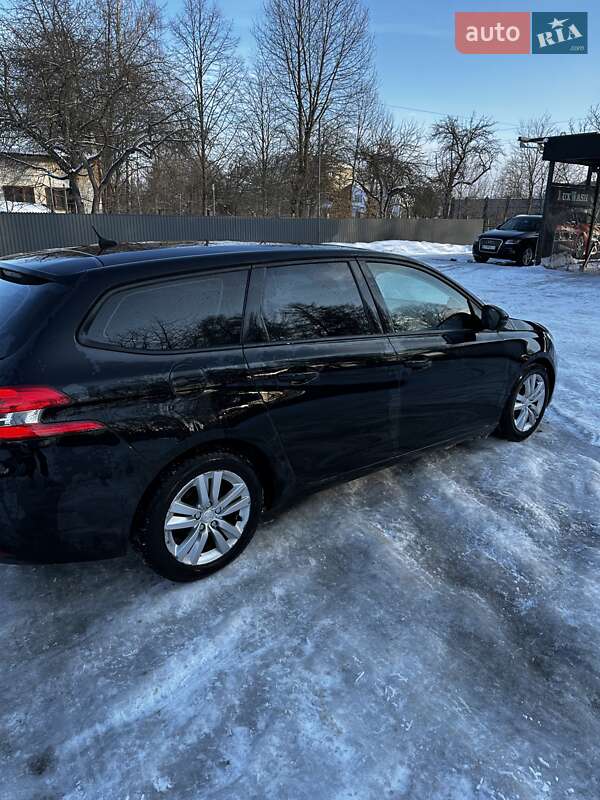 Универсал Peugeot 308 2015 в Ивано-Франковске фото 7 Универсал Peugeot 308 2015 в Ивано-Франковске