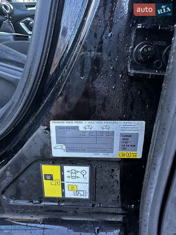 Универсал Peugeot 308 2015 в Ивано-Франковске фото 20 Универсал Peugeot 308 2015 в Ивано-Франковске