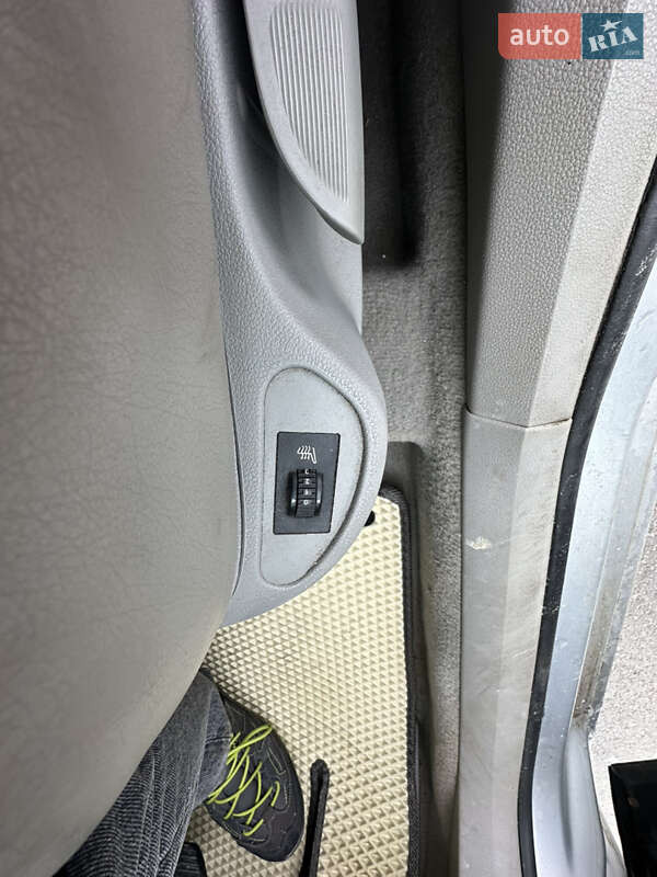 Хэтчбек Peugeot 308 2008 в Львове фото 15 Хэтчбек Peugeot 308 2008 в Львове