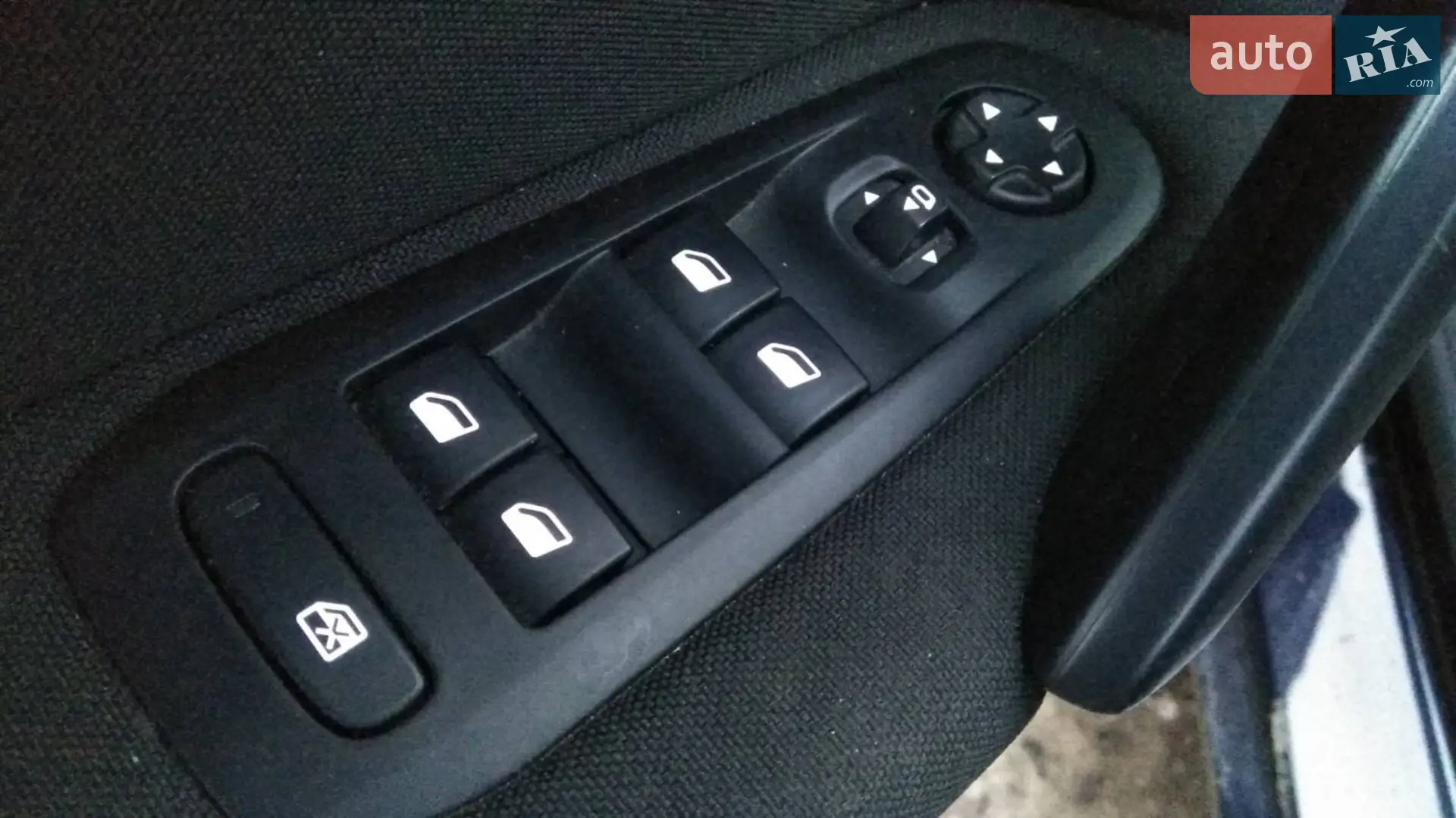2015 Peugeot 308 - мініатюра 12
