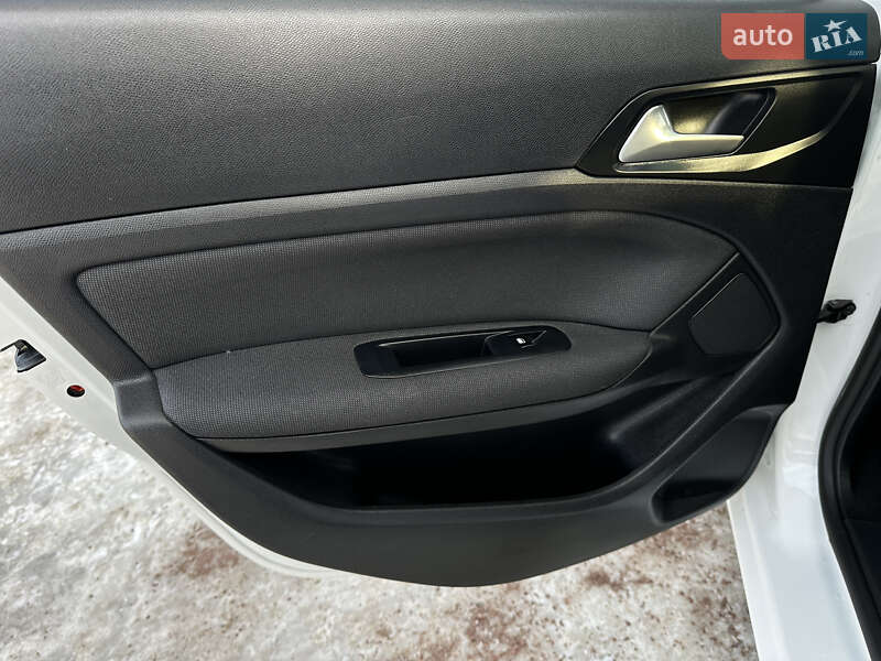 Универсал Peugeot 308 2020 в Львове