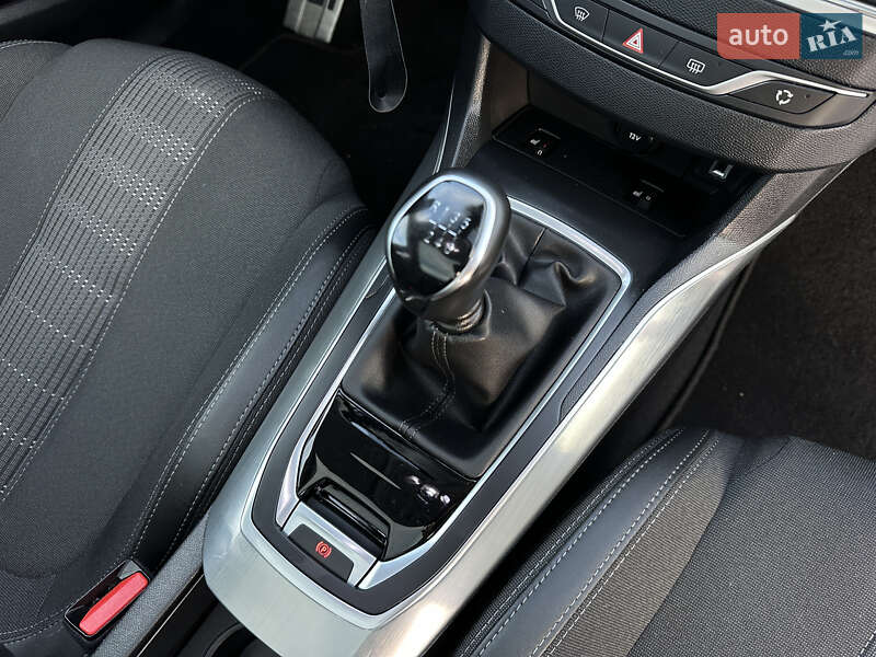 Универсал Peugeot 308 2020 в Львове