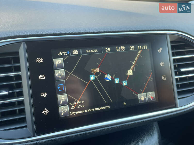 Универсал Peugeot 308 2015 в Сарнах