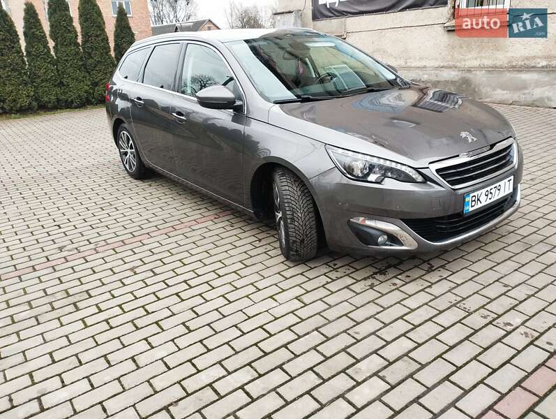 Peugeot 308 2016